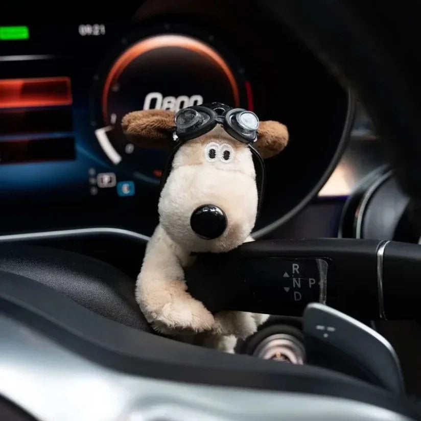 Plush Pilot Dog Car Ornament - Creative Dashboard Decoration