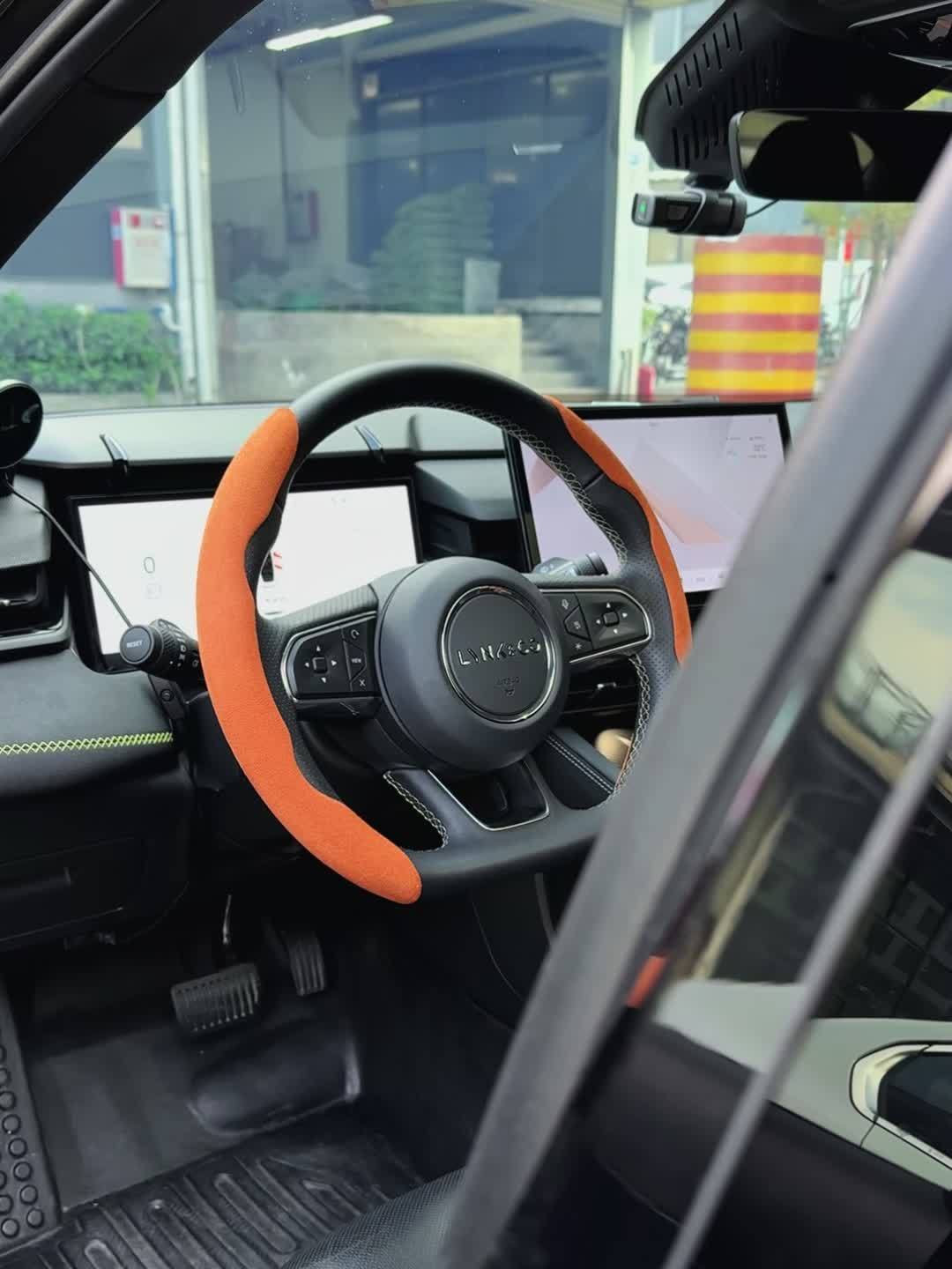 BYD Winter Anti-Slip Steering Wheel Covers - Ultra-Thin Segmented Design